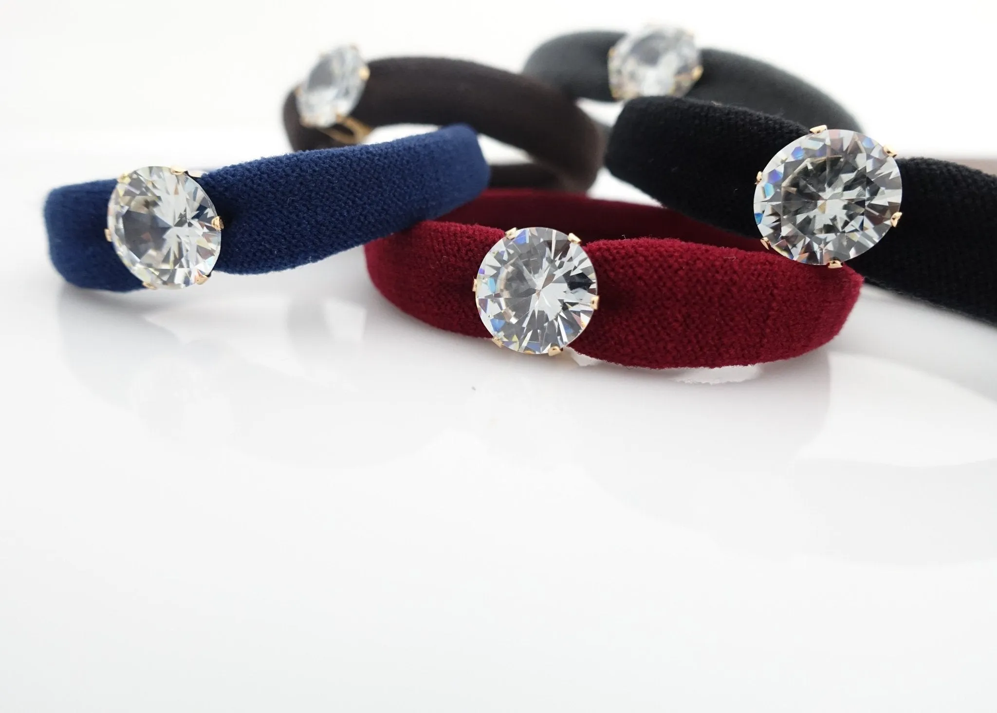 A Set of Glass Rhinestone Decorated Hair Elastic Ponytail Holders Women Hair Accessory
