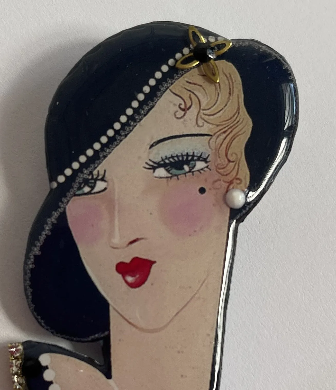 Hand Made Vintage Lady Head Broochy